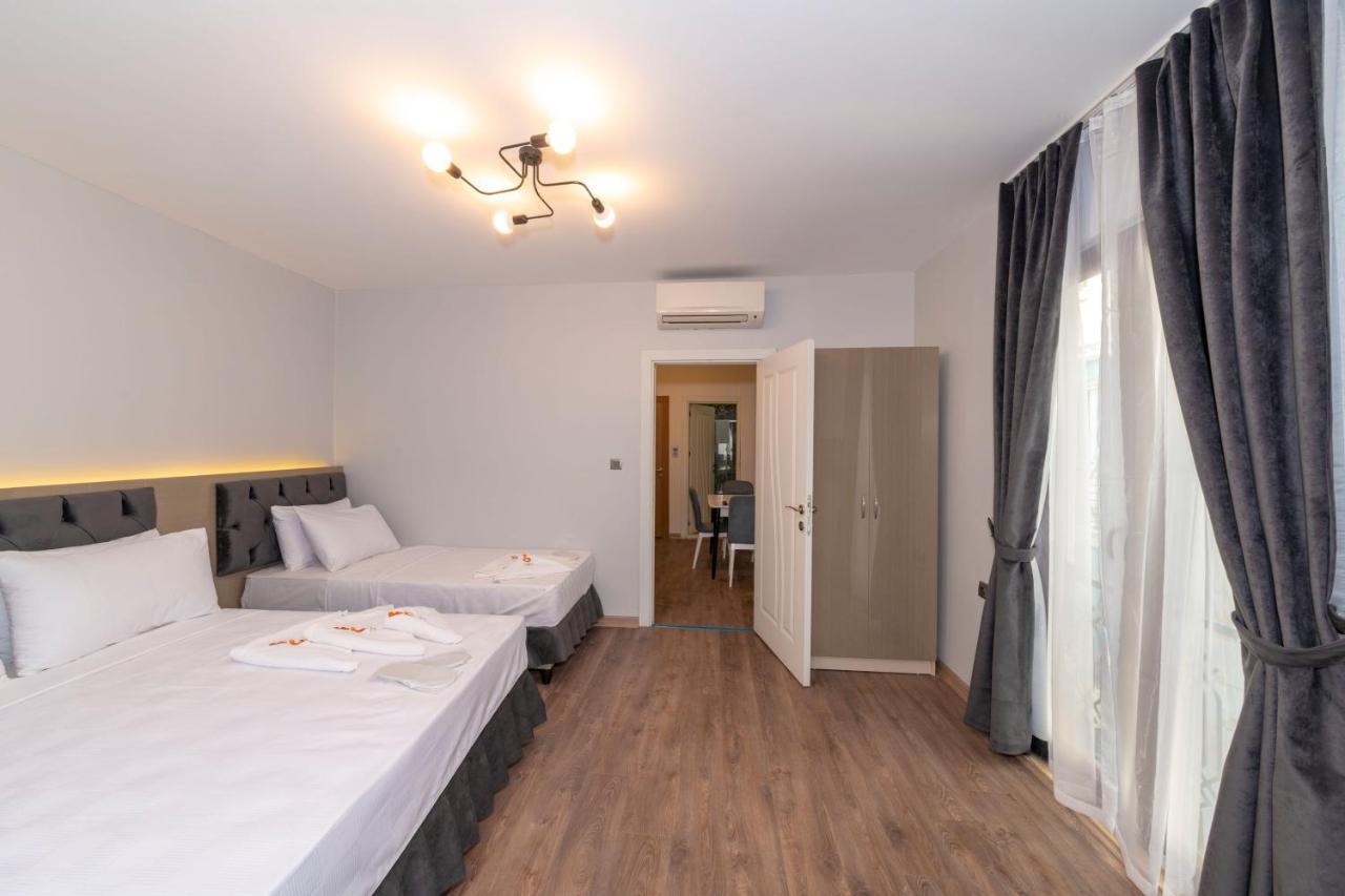 First Apart Apartment Istanbul Exterior photo