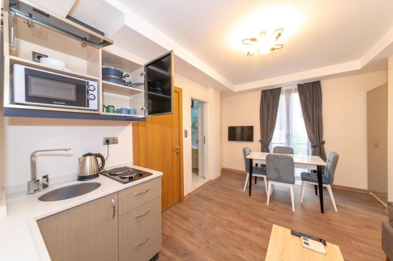 First Apart Apartment Istanbul Exterior photo